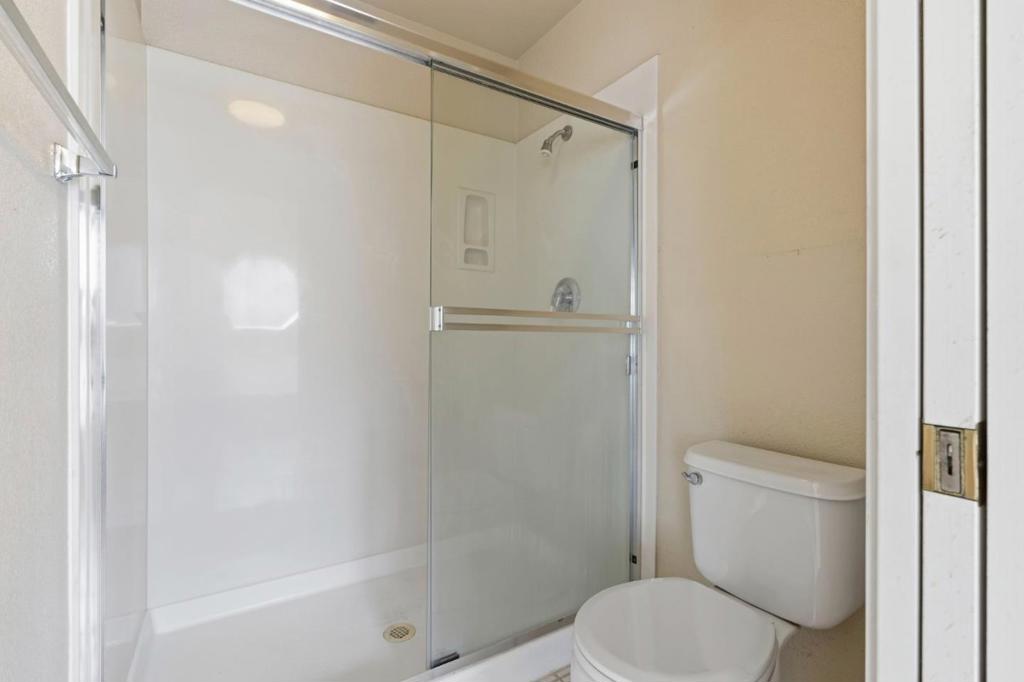 2104 Wimbledon Ct, Modesto, CA 95355