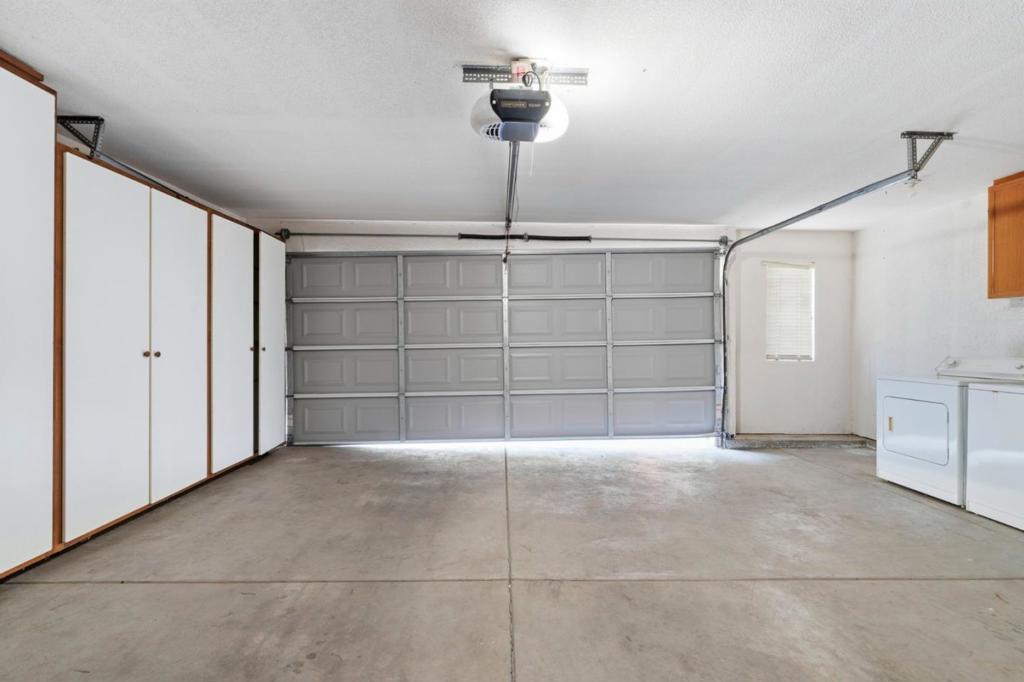 2104 Wimbledon Ct, Modesto, CA 95355