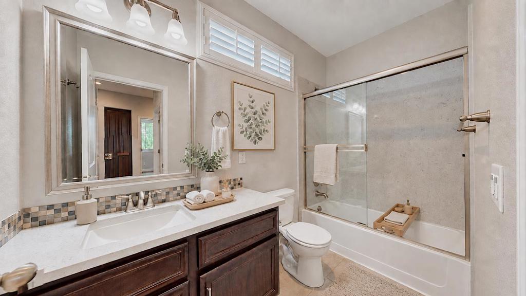 1282 Violet Way, Turlock, CA 95382