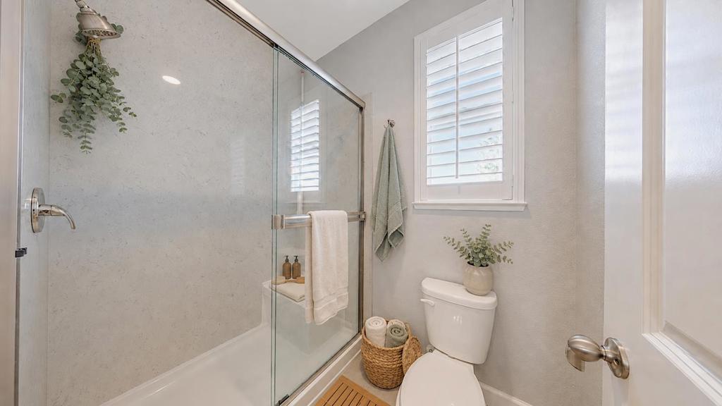 1282 Violet Way, Turlock, CA 95382