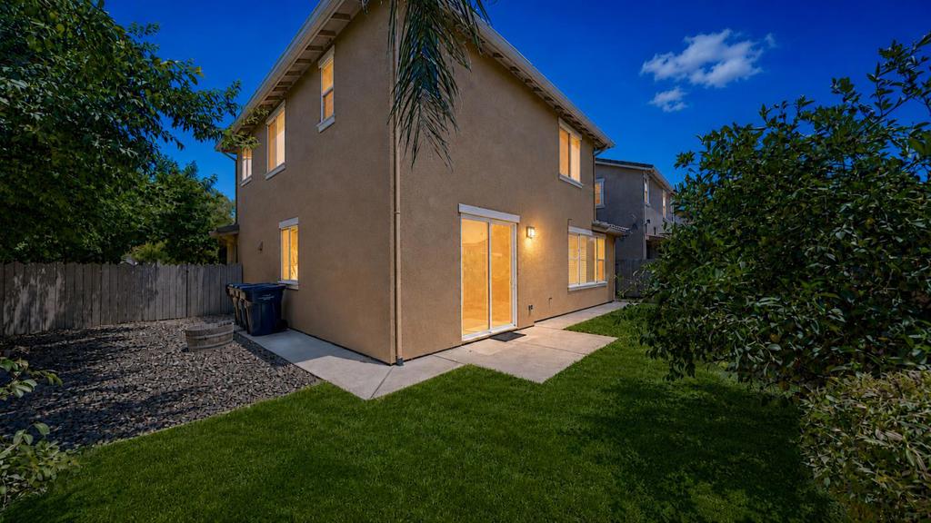 1282 Violet Way, Turlock, CA 95382
