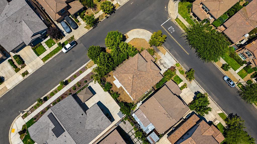 1282 Violet Way, Turlock, CA 95382