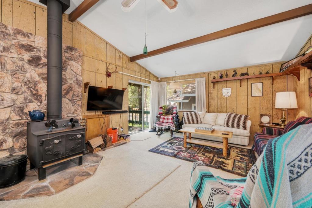 23035 Strauch Dr, Twain Harte, CA 95383