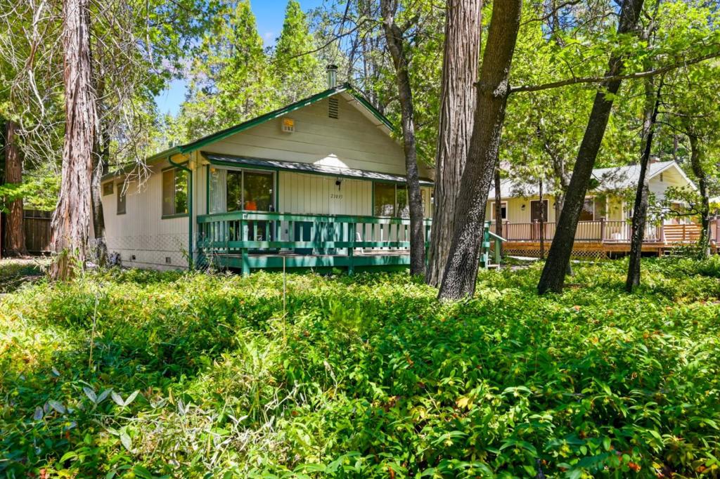 23035 Strauch Dr, Twain Harte, CA 95383