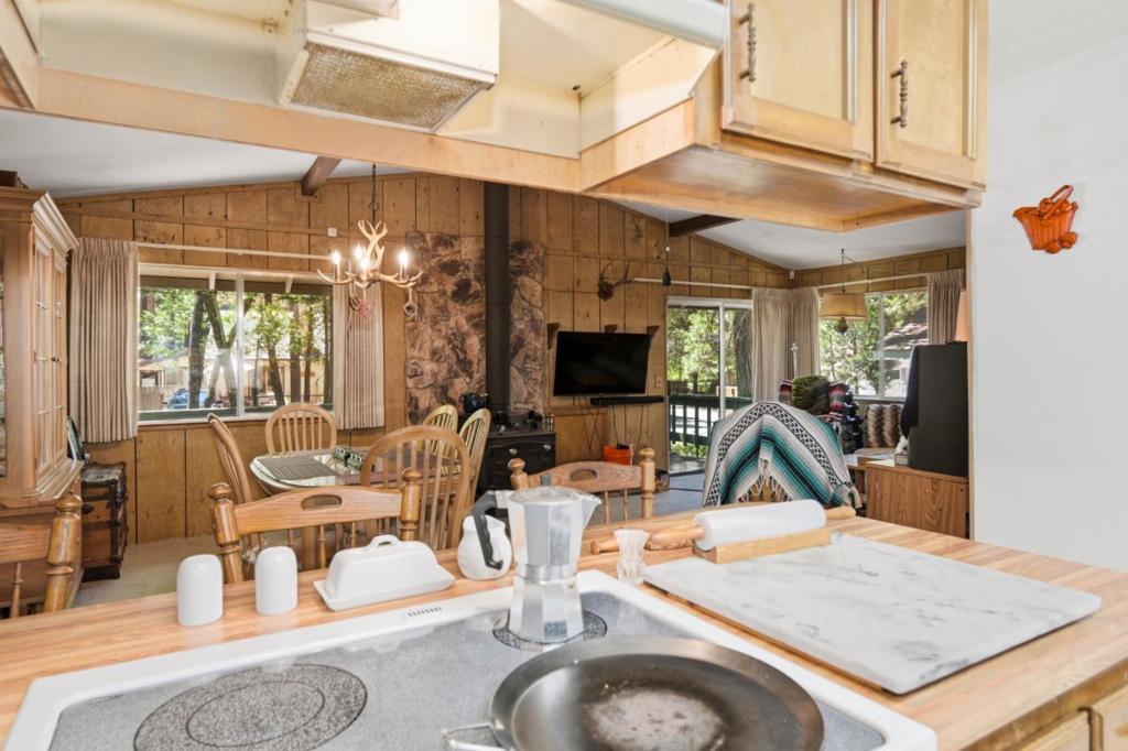 23035 Strauch Dr, Twain Harte, CA 95383