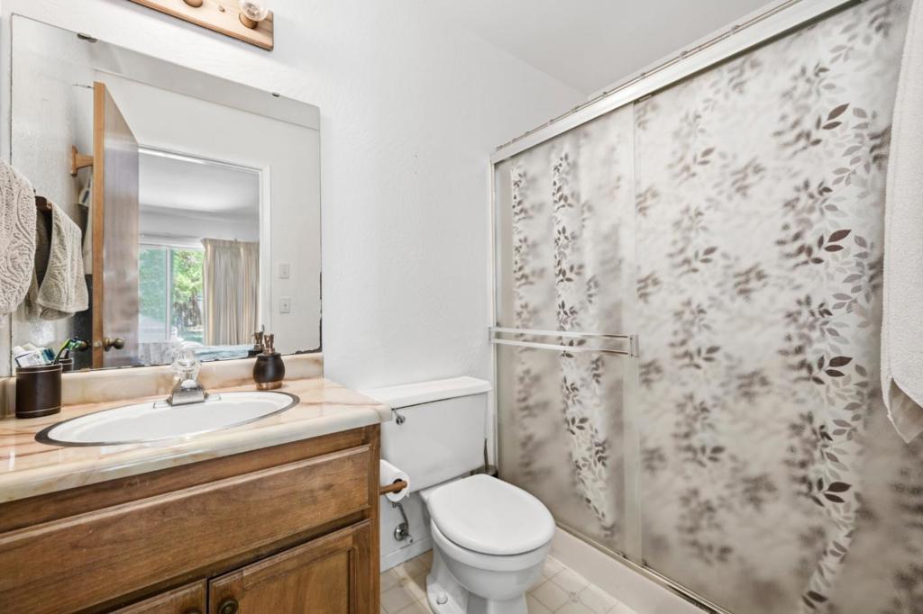 23035 Strauch Dr, Twain Harte, CA 95383