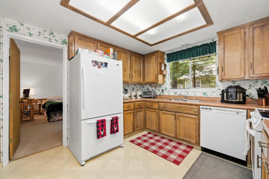 23035 Strauch Dr, Twain Harte, CA 95383