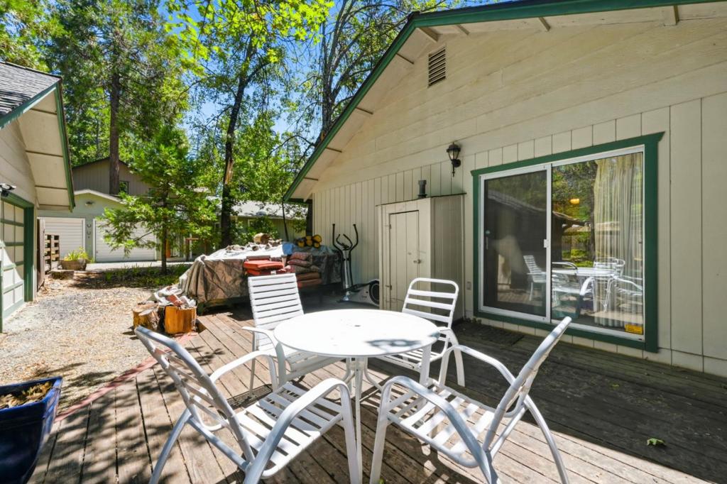 23035 Strauch Dr, Twain Harte, CA 95383