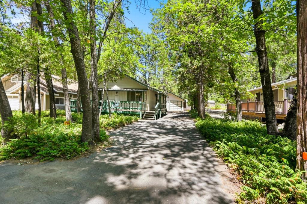 23035 Strauch Dr, Twain Harte, CA 95383