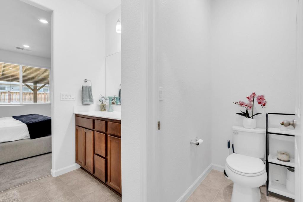 673 Dorset Dr, Patterson, CA 95363