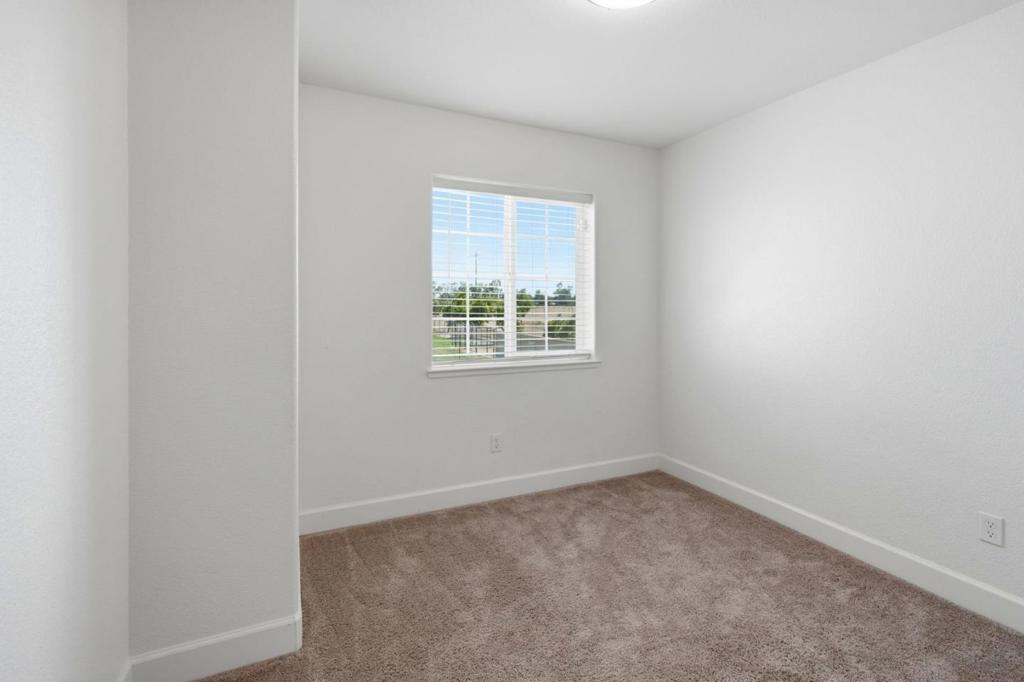 5078 Palisade Ave, Merced, CA 95348