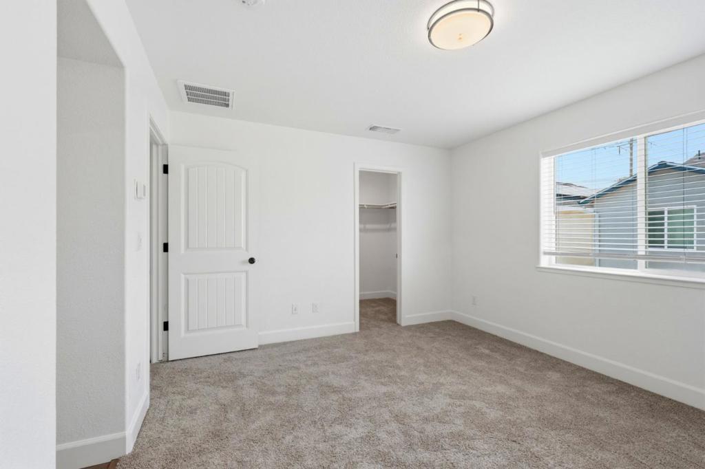 5078 Palisade Ave, Merced, CA 95348