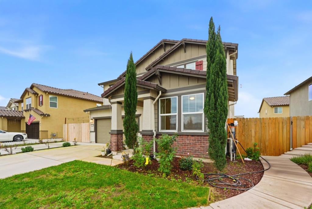 1444 Meridian St, Manteca, CA 95337