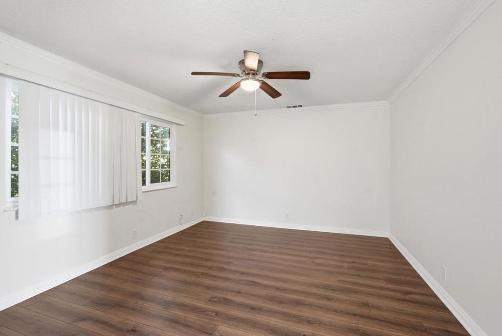 865 Locust Ave, Manteca, CA 95337