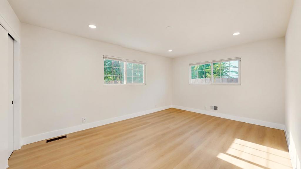 100 Pedras Rd, Turlock, CA 95382