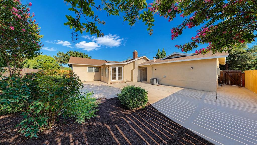100 Pedras Rd, Turlock, CA 95382
