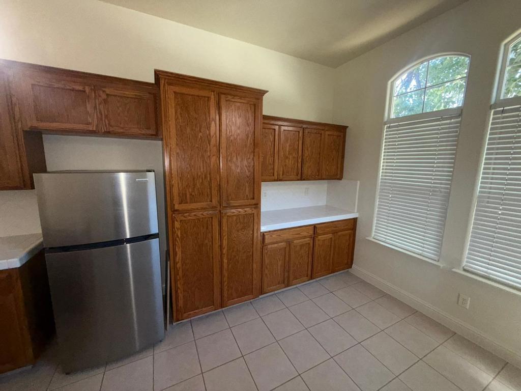 2672 Wrenwood Ave, Clovis, CA 93611
