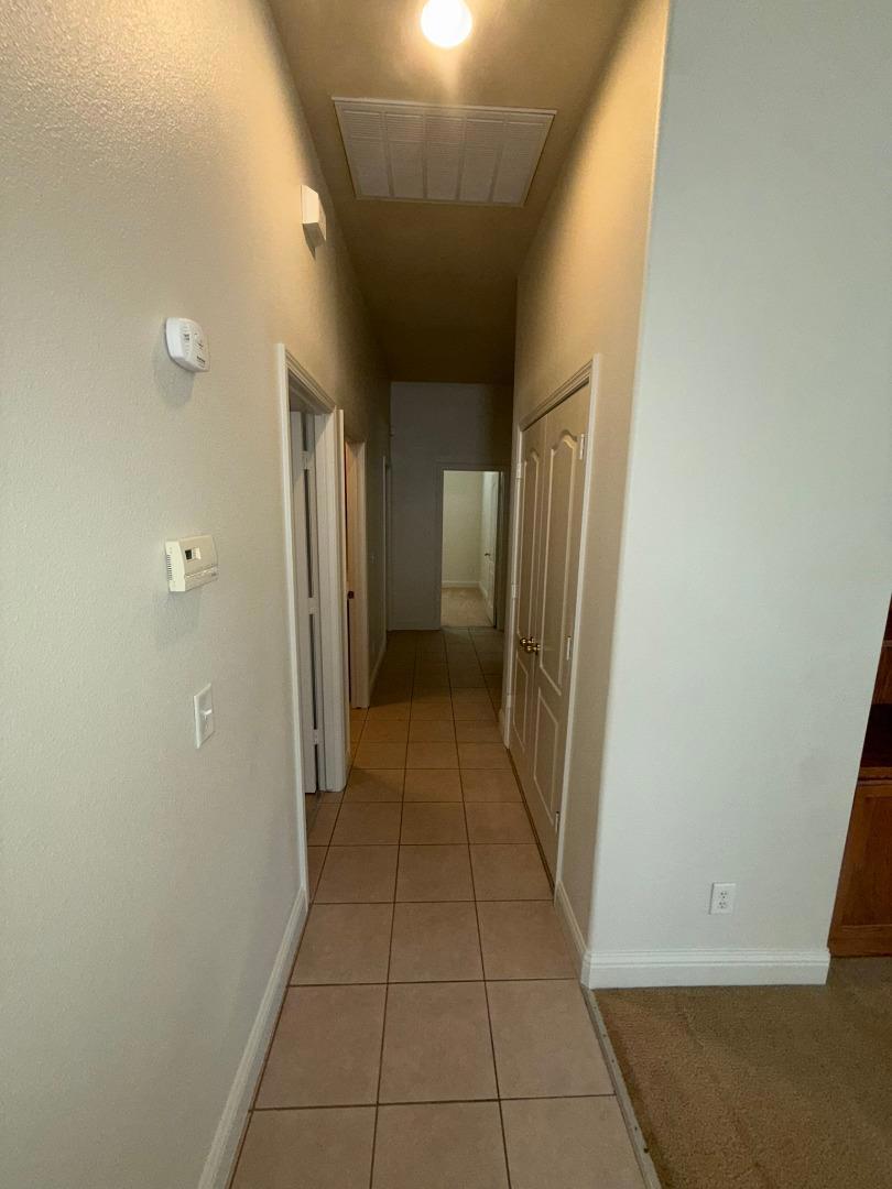 2672 Wrenwood Ave, Clovis, CA 93611