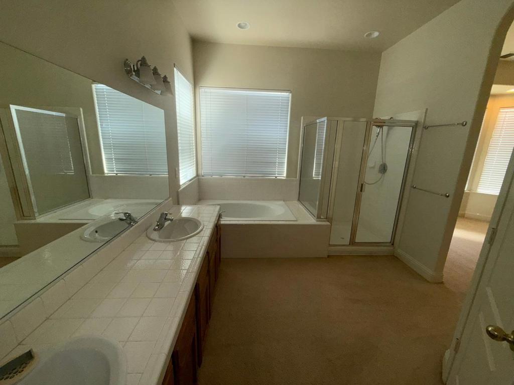 2672 Wrenwood Ave, Clovis, CA 93611