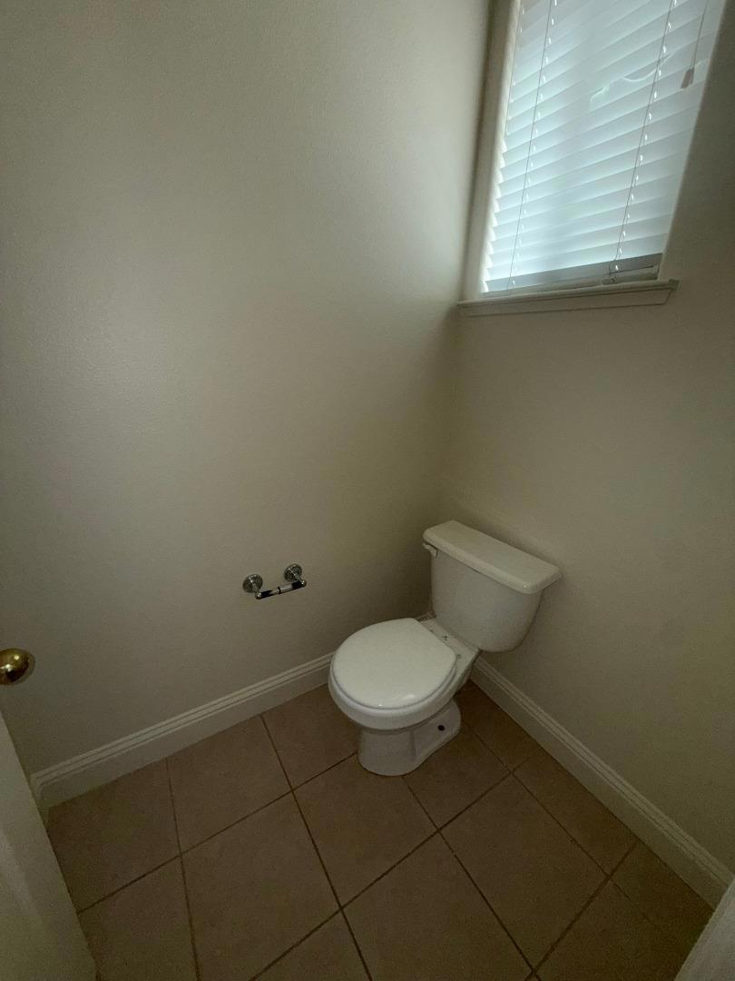 2672 Wrenwood Ave, Clovis, CA 93611