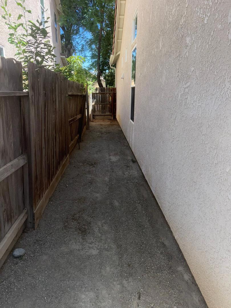 2672 Wrenwood Ave, Clovis, CA 93611
