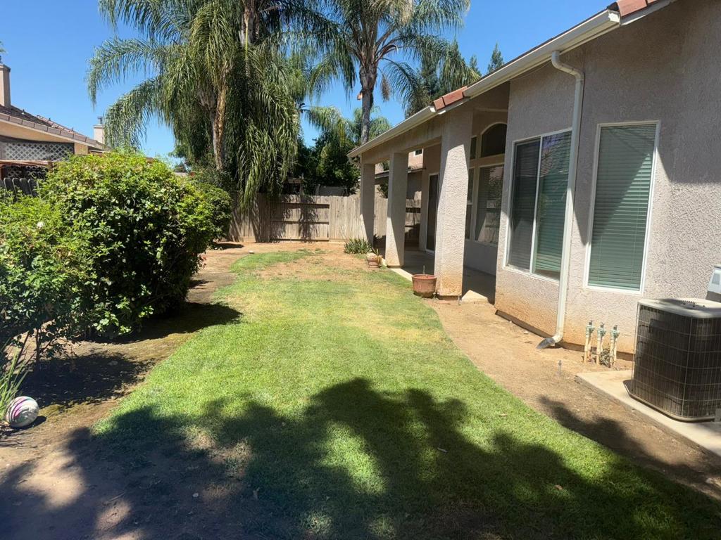 2672 Wrenwood Ave, Clovis, CA 93611