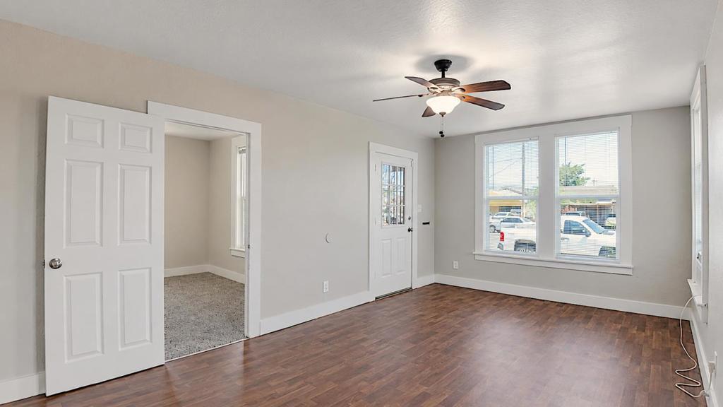 334 S 2nd Ave, Oakdale, CA 95361