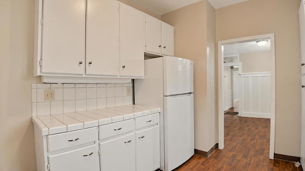 334 S 2nd Ave, Oakdale, CA 95361