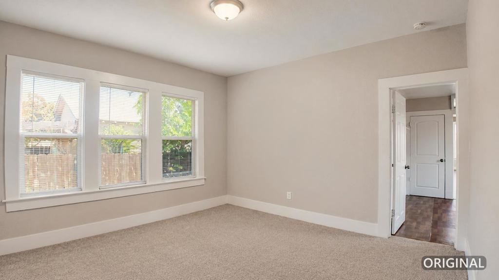 334 S 2nd Ave, Oakdale, CA 95361