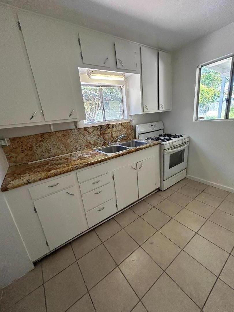 112 E St, Empire, CA 95319