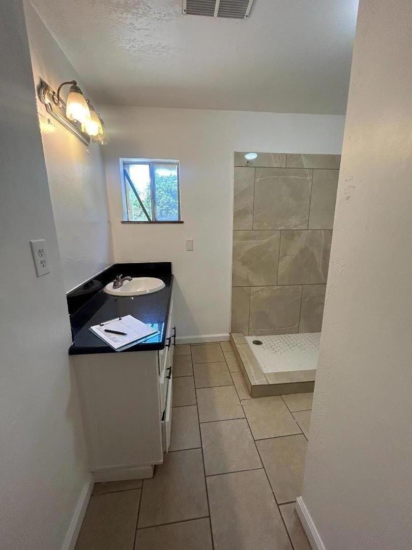 112 E St, Empire, CA 95319