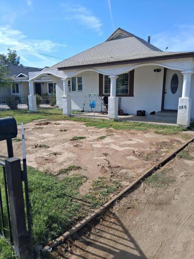 355 E Pleasant St, Coalinga, CA 93210