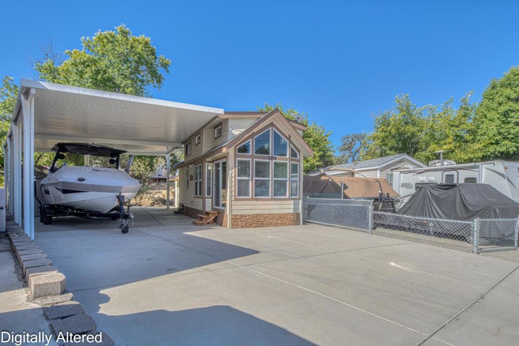 2166 Yellow Feather Cir #104, Paso Robles, CA 93446