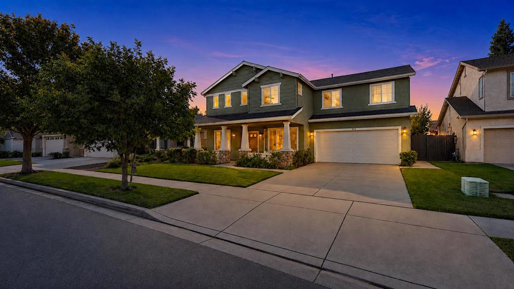 532 W Springer Dr, Turlock, CA 95382