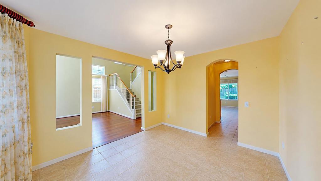 532 W Springer Dr, Turlock, CA 95382