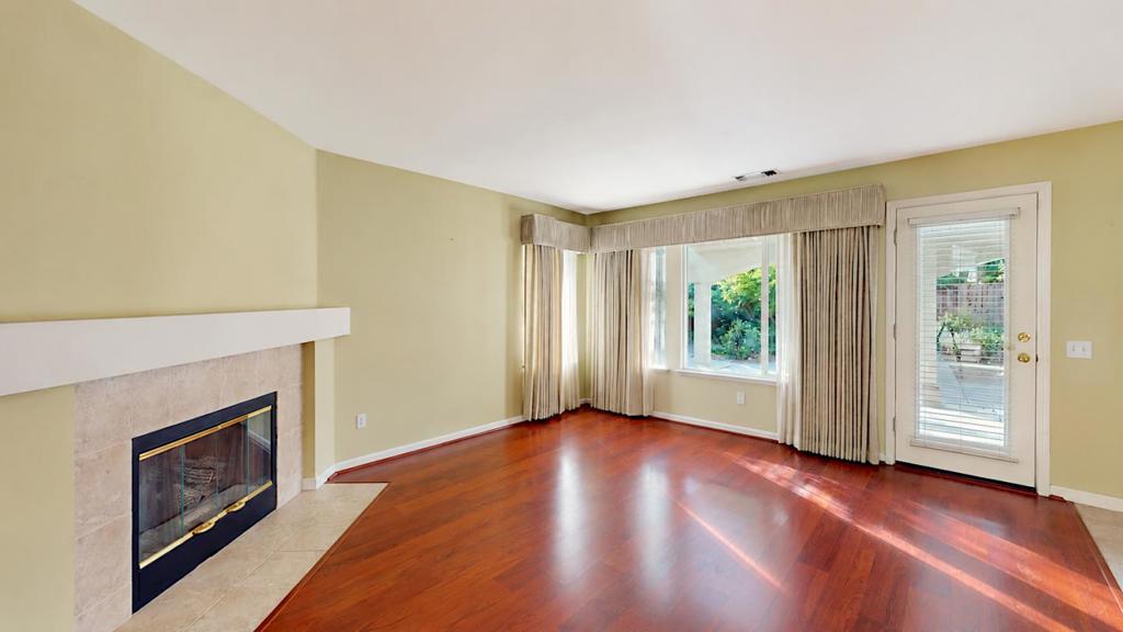 532 W Springer Dr, Turlock, CA 95382