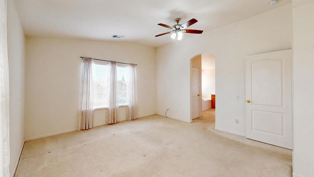 532 W Springer Dr, Turlock, CA 95382