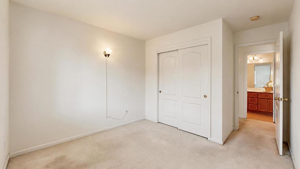 532 W Springer Dr, Turlock, CA 95382