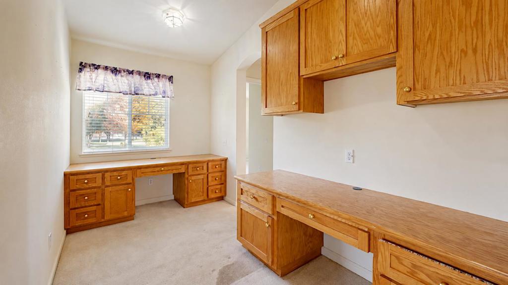 532 W Springer Dr, Turlock, CA 95382