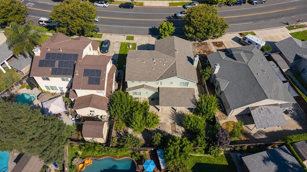 532 W Springer Dr, Turlock, CA 95382