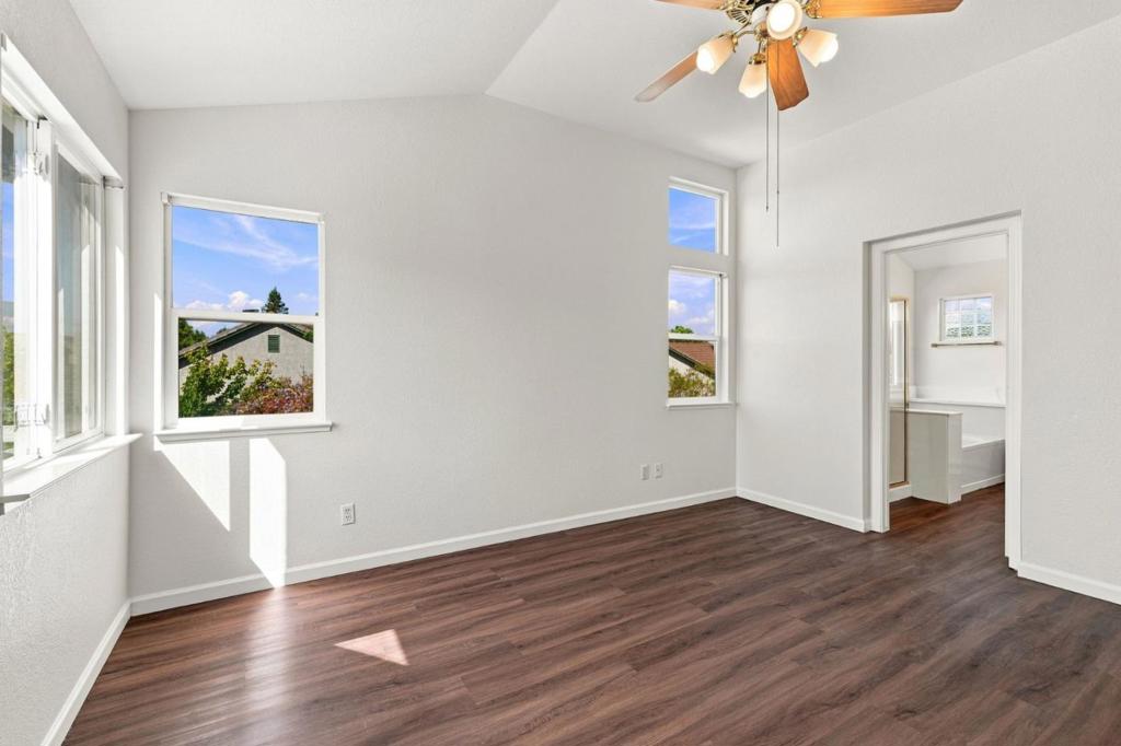 1901 Lauritson Ln, Manteca, CA 95336
