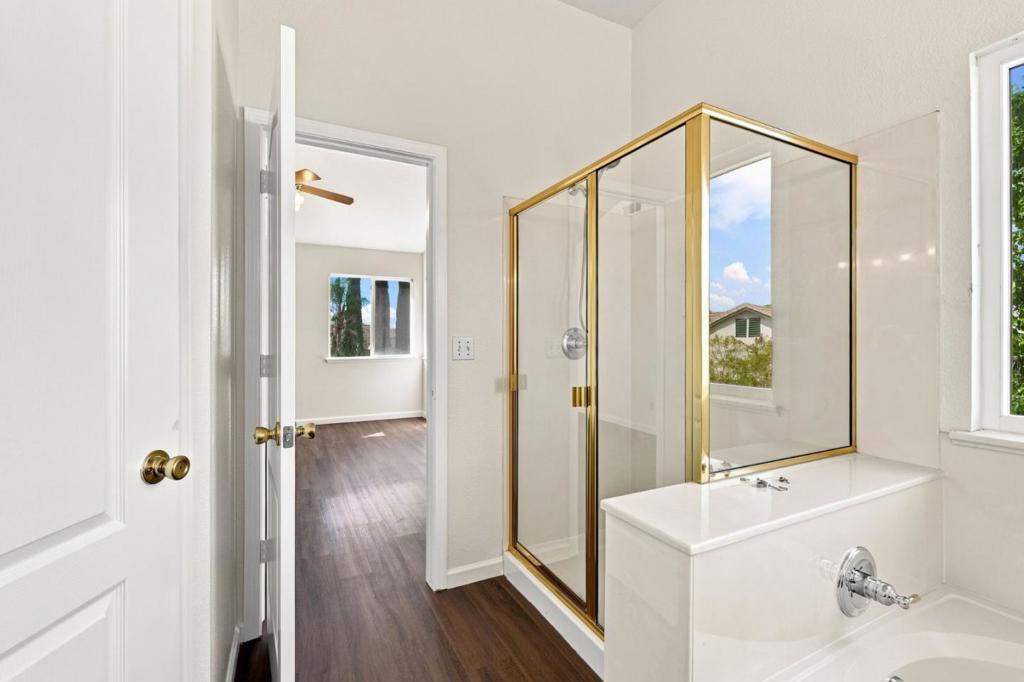 1901 Lauritson Ln, Manteca, CA 95336