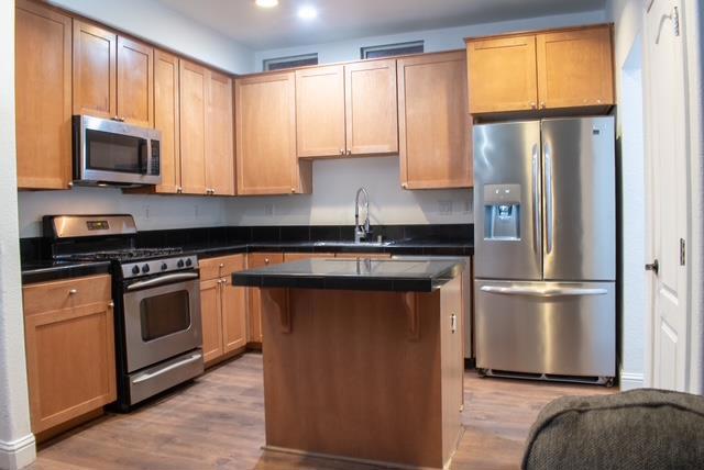 976 Whitehall Ln, Brentwood (CC), CA 94513