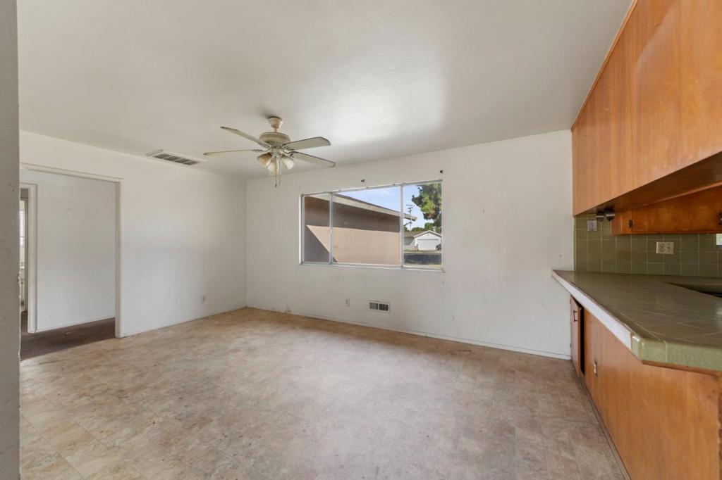 1936 Reseda Ln, Modesto, CA 95350