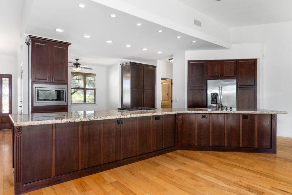 653 Red Cloud Rd, Paso Robles, CA 93446
