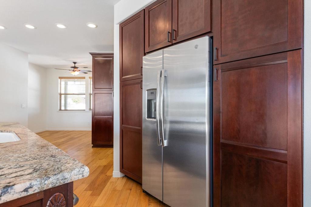 653 Red Cloud Rd, Paso Robles, CA 93446