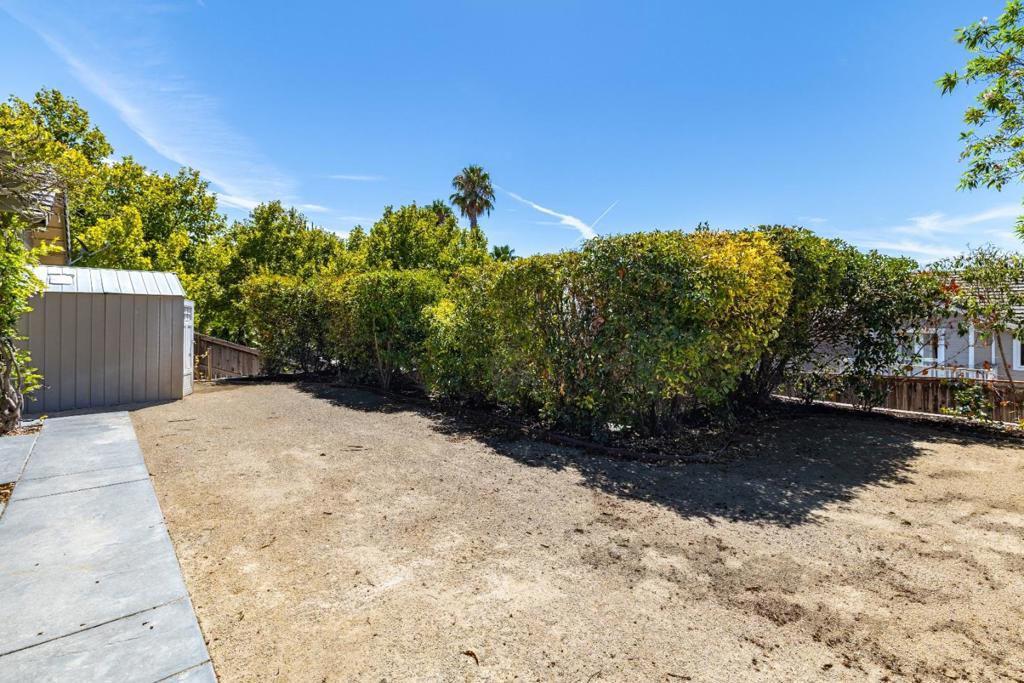 653 Red Cloud Rd, Paso Robles, CA 93446