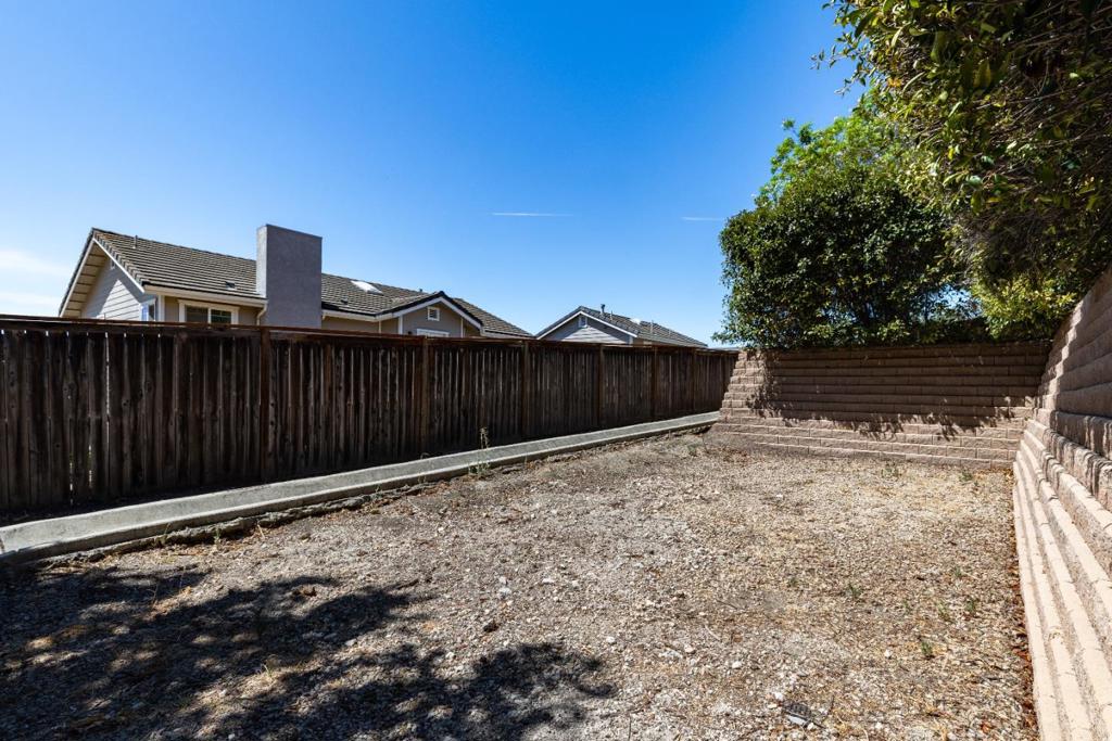 653 Red Cloud Rd, Paso Robles, CA 93446