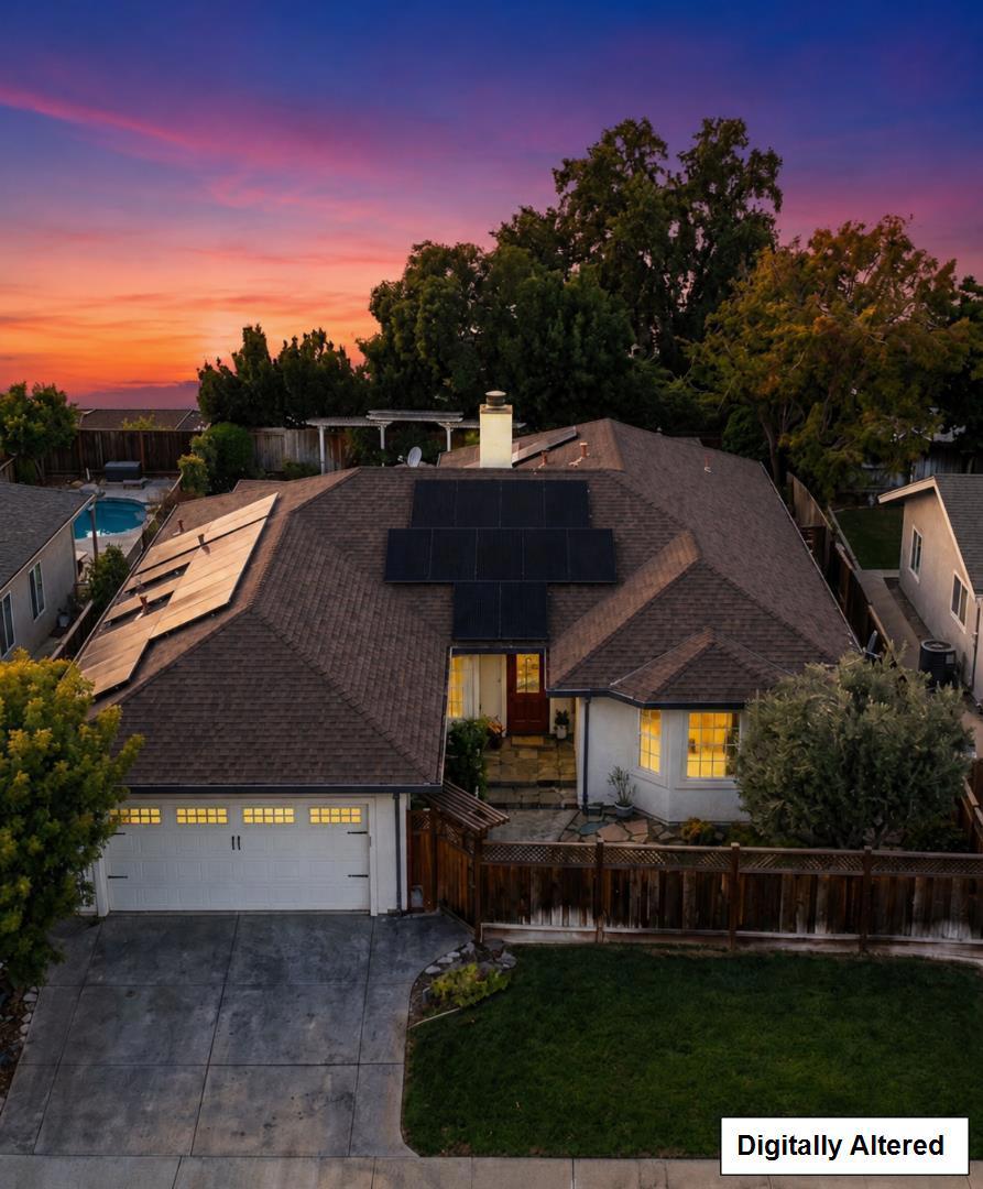 2045 Stanford Ct, Los Banos, CA 93635