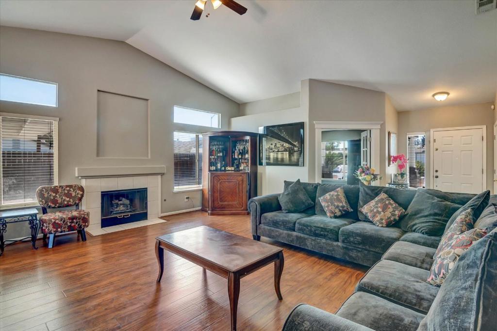 1093 Lambdin St, Manteca, CA 95336